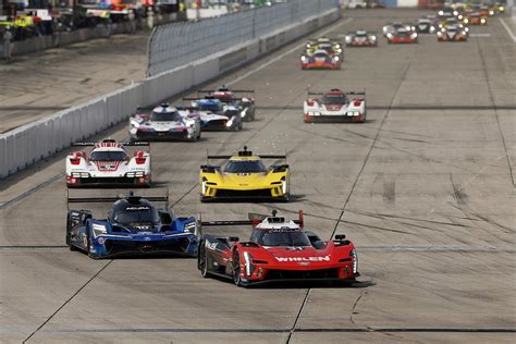 12 hours of sebring results.